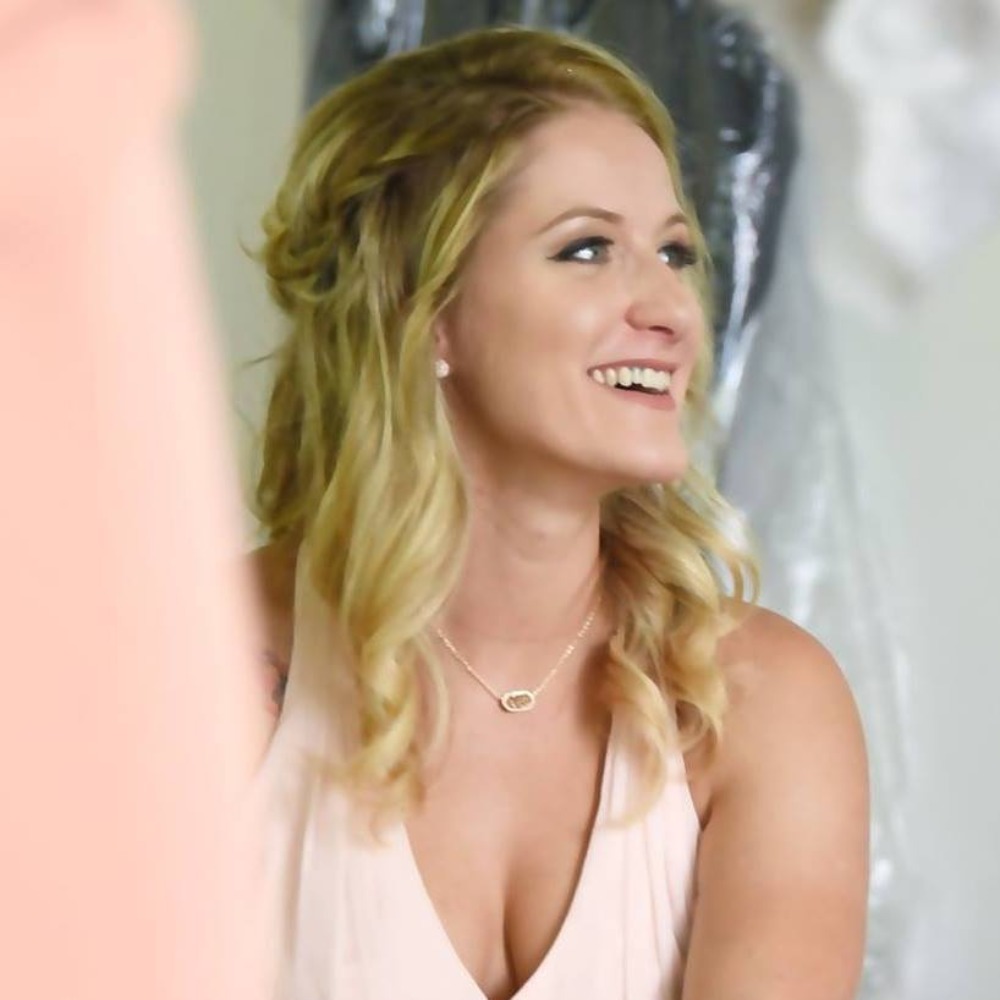 Meet your Posher, Cydnei